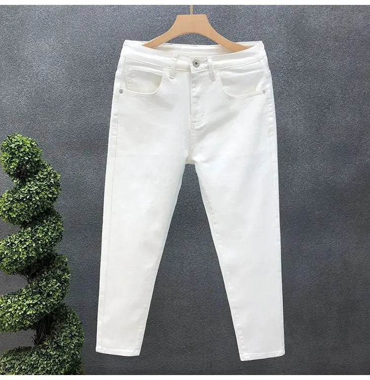 High-End Slim Fit Black White Men's Jeans Elastic Straight Leg Summer Thin Denim Casual Fashion Brand AE Stock Origin China.