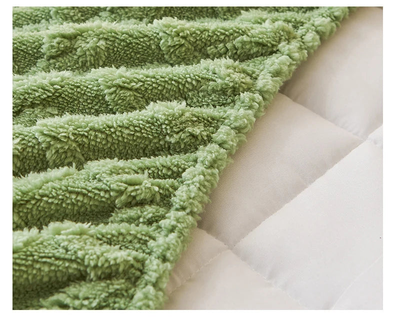 Milk Velvet Mixed With Cotton Home Bed Sheet Thickened Bed Cover Winter Velvet Mattress Coral Velvet Protective Bed Cover ZF606.