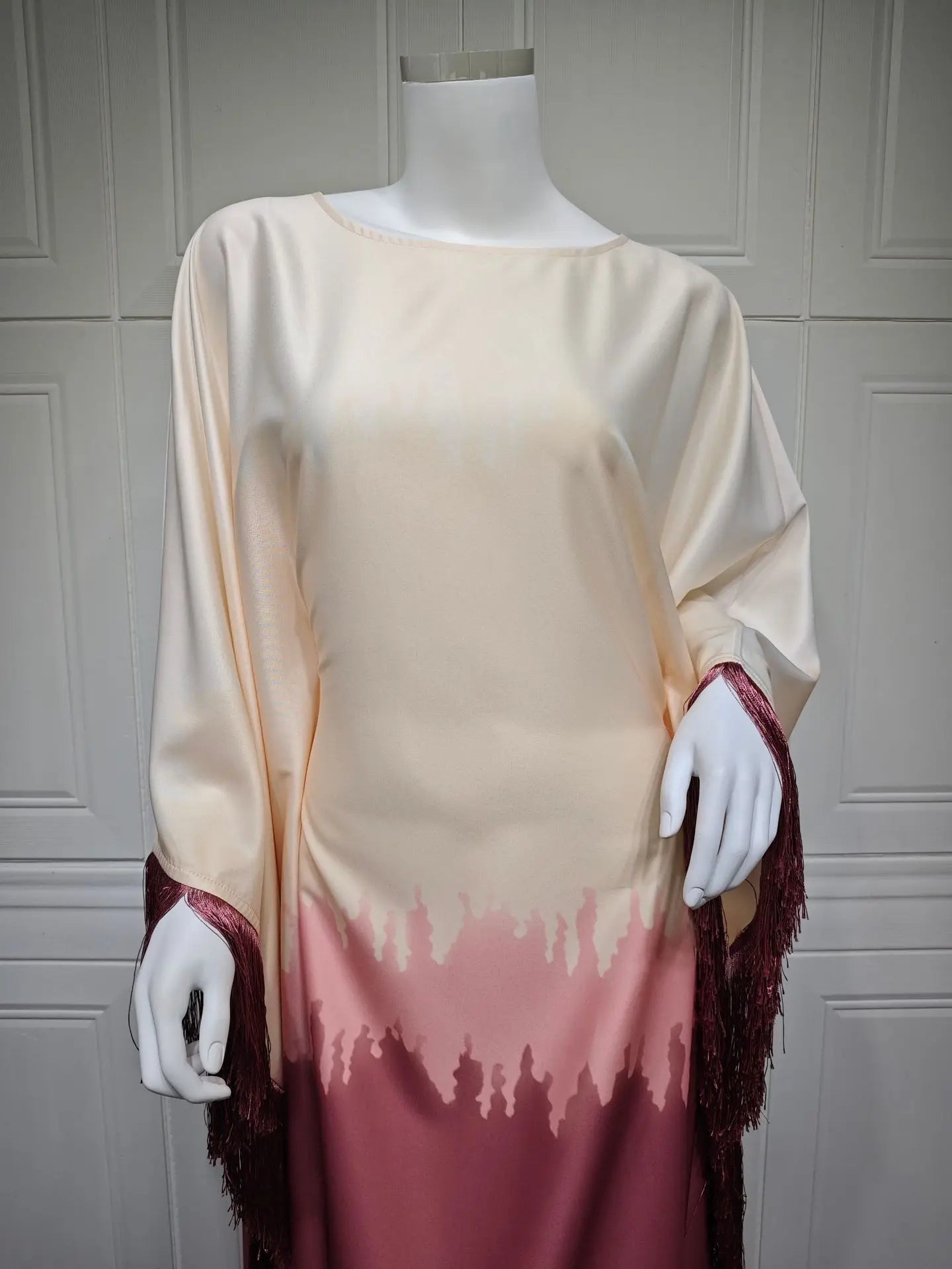 Uni Tassel Gradient Dubai Muslim Abaya For Woman O-Neck Elegant Casual Loose Moroccan Saudi Kebaya Fashion Party Dress 2025