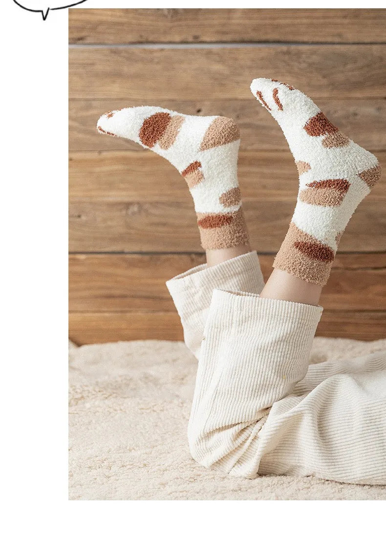 Women Socks Winter Warm Fluffy Socks Cute Animal Claw Cat Paw Footprint Fuzzy Socks Thicken Coral Fleece Home Floor Sleep Socks.