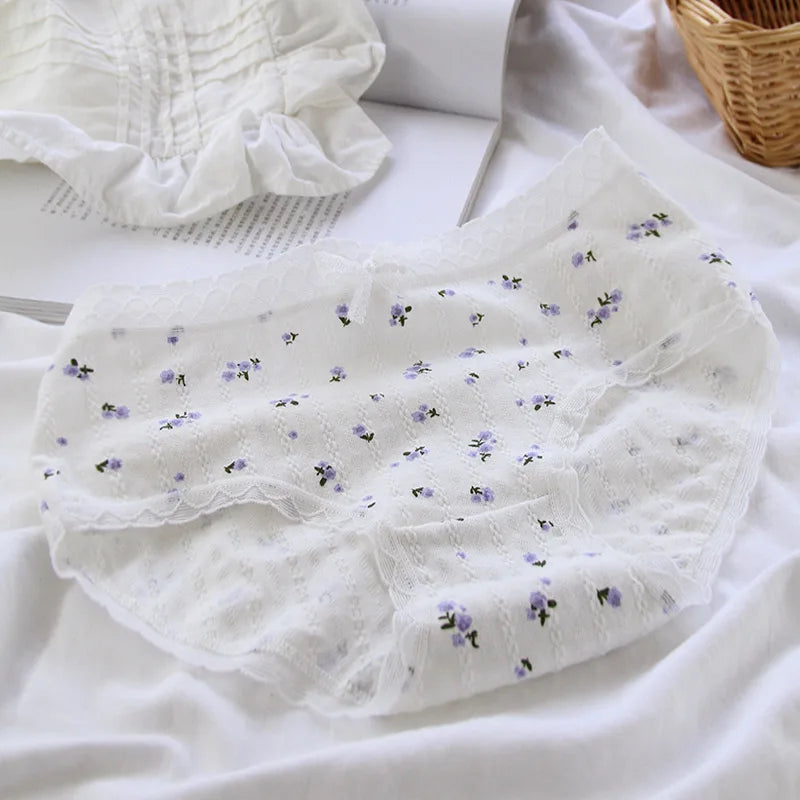 5Pcs/Set Pure Cotton Women's Panties Mid Waist Underpants Elastic Underwear Girls Floral Japanese Sexy Lace Comfort Lingerie.