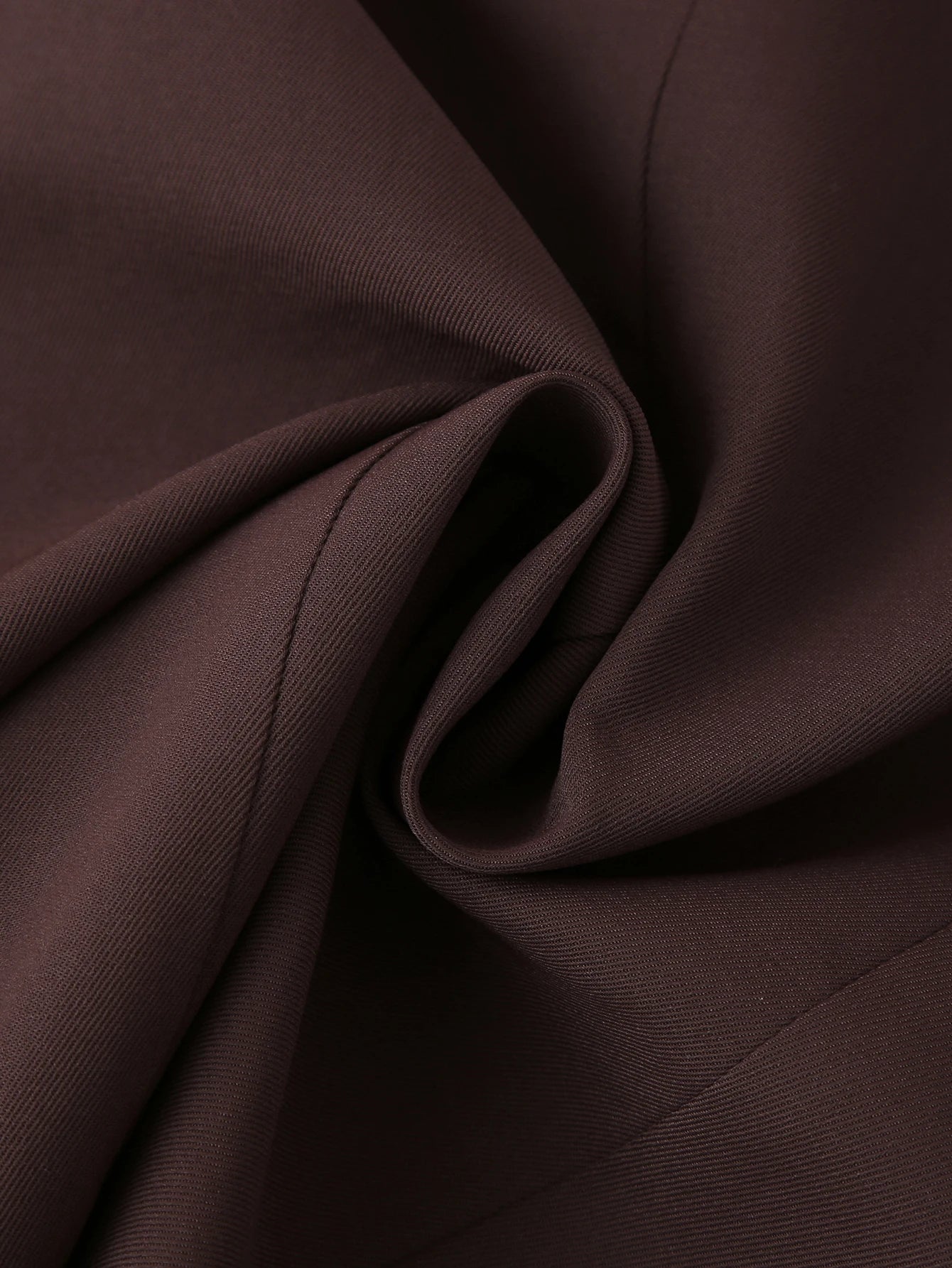 TRAFZA Frauen Elegante Feste Revers Zwei Tasten Anzug Jacke Mode Lange Hülse Dünne Kurze Mäntel 2024 Neue Casual Büro Dame Blazer.