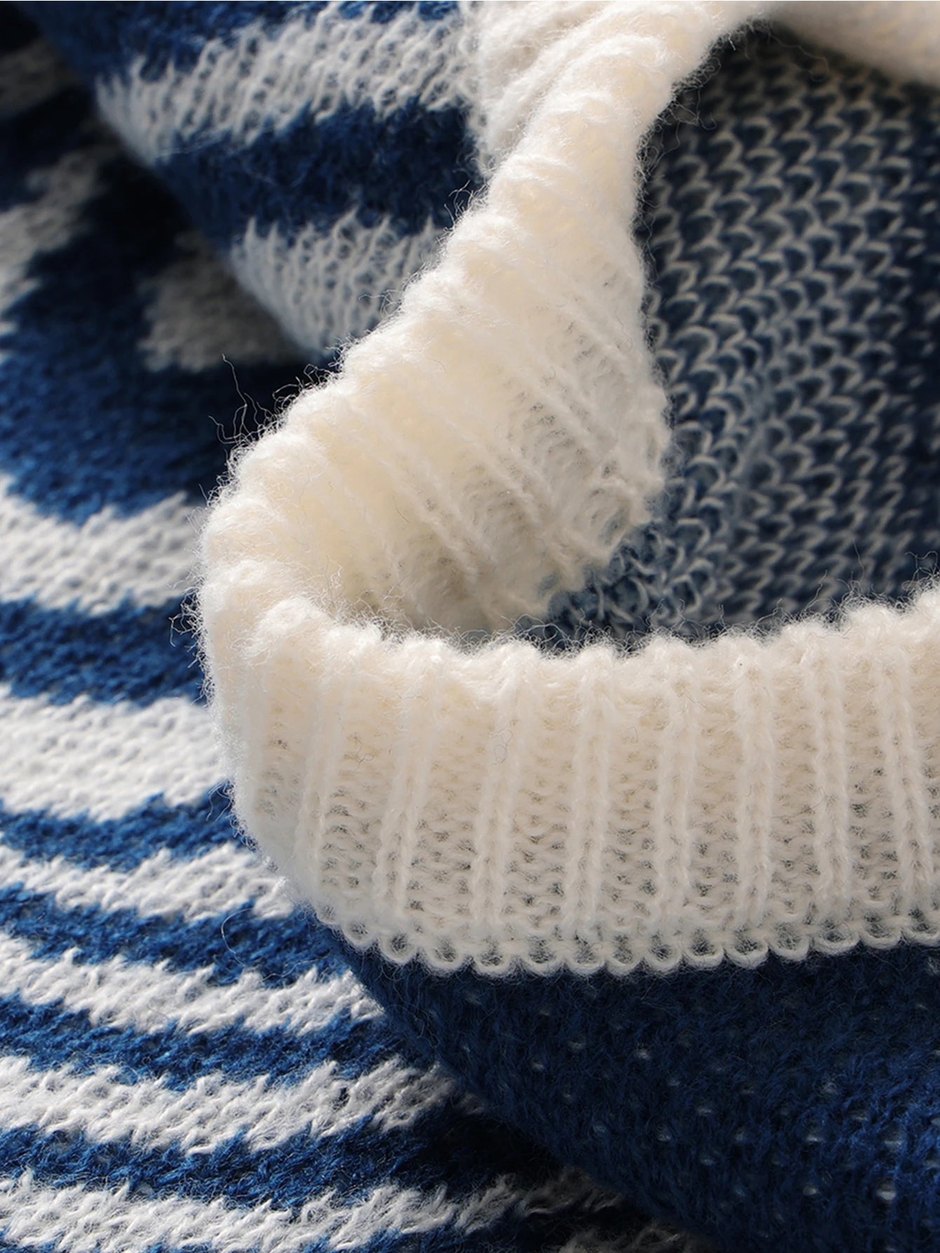 New Popular Street Ripped Abstract Starry Sky Pattern Pullover Ripped Sweater Casual Round Neck Knitted Men's Pullover