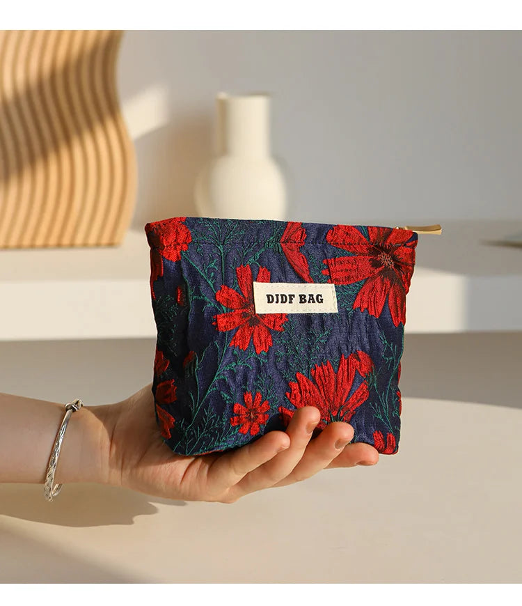 Mini Female Cosmetic Bag Portable Red Soft Small Sanitary Napkin Storage Bag Commuter Coin Key Bag Portable Bank Card Bag.