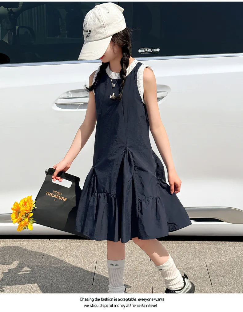 Neues Sommer-Mädchen-Prinzessinnenkleid für Kinder, ärmelloses Kleid mit Rüschen, Design-Kleider für Teenager, Kinder, lässiges Urlaubs-Strandkleid.