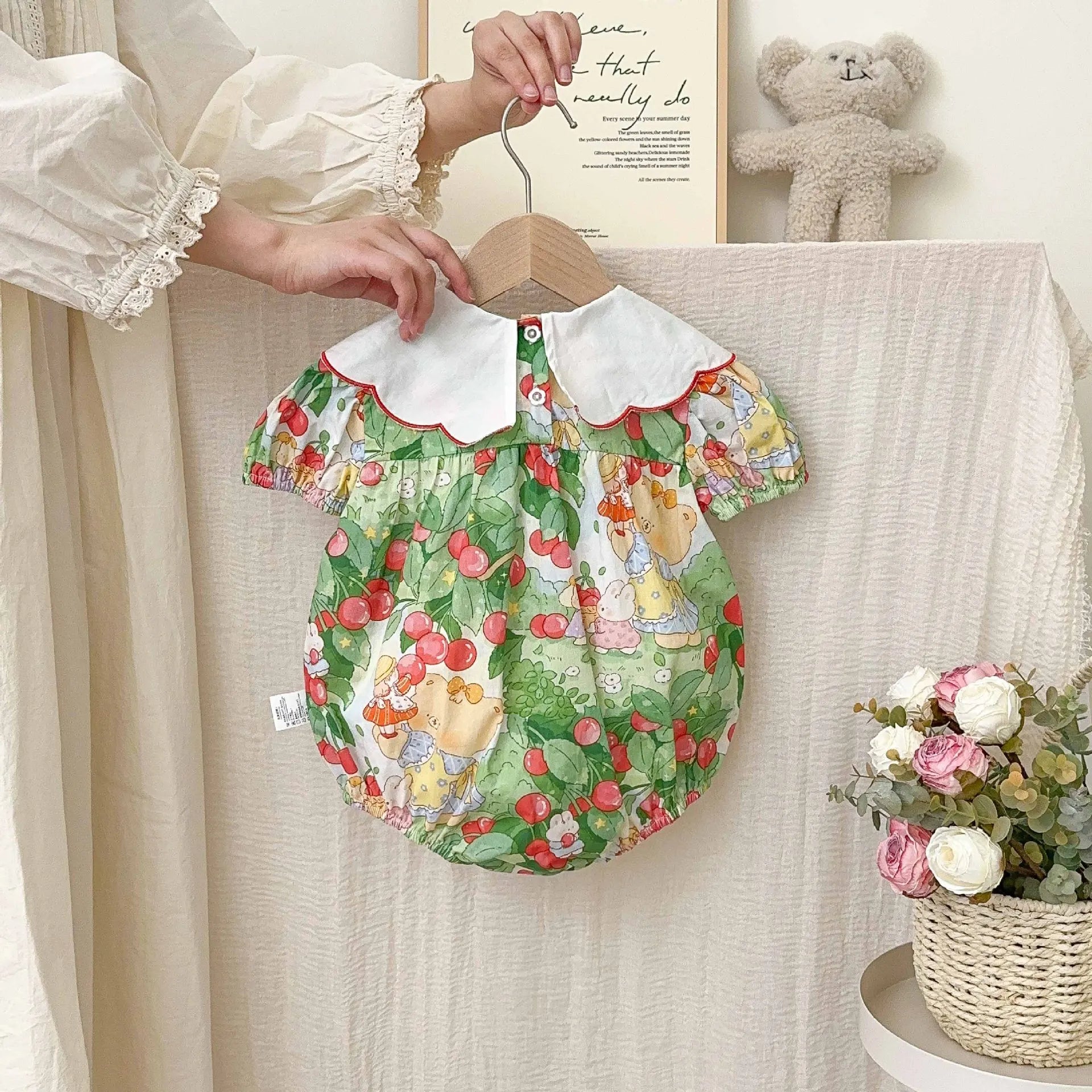 0-2 Jahre Baby Mädchen Kleidung Peter Pan Kragen Kleinkind Mädchen Body & One Piece Bunny Print Baby Mädchen Kleidung.