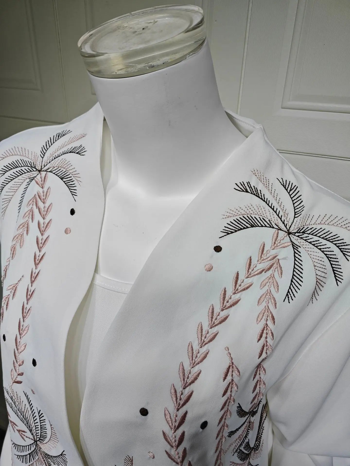 UNI Ramadan Eid Open Kimono Abaya Dubai Luxury Embroidered Abaya Islam Muslim Modest Dress Women Kebaya Kaftan Robe Femme Musulm.