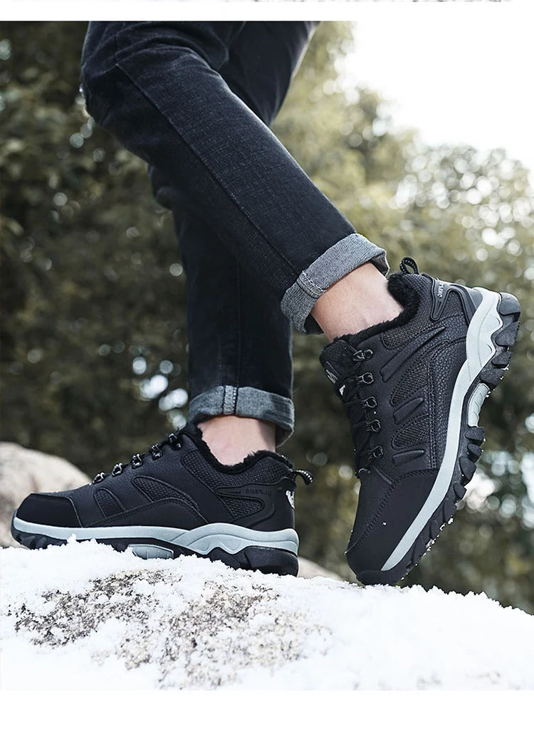 Winter Tactical Boots Combat Autumn Hiking Boots Men Snow Warm Fur Sneakers Padded Trekking Black Waterproof Leathe Sneakers