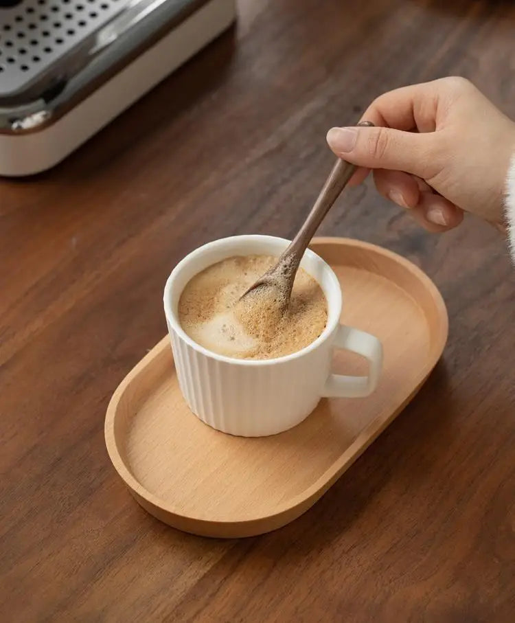 Japanese Acacia wooden tray rectangular dinner plate heat insulation solid wood grain oval bread.