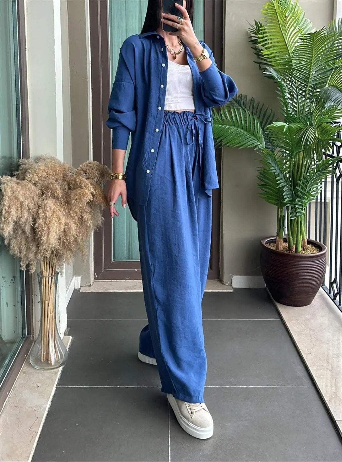 Casual Loose Shirt And Pants Two Piece Sets Women Fashion Solid Long Sleeve Shirts Outfits Autumn Winter Wide Leg Pants Sets.