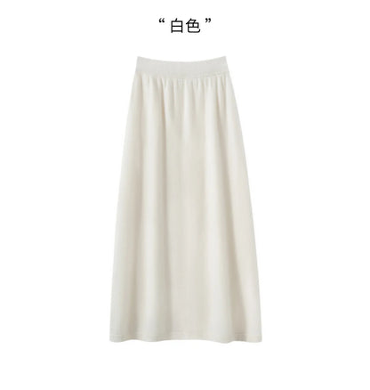Pure cashmere half skirt, A-line loose, hip-hugging, high-end and exquisite long knitted hip-hugging skirt for autumn and winter.