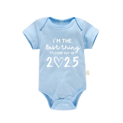 „I'm the Best Thing 2025, Neugeborene Babykleidung, weiße Baumwolle, Sommer-Bodys für Kleinkinder, kurzärmeliger Strampler für Jungen und Mädchen.