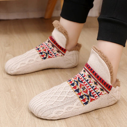 1 Pair Warm Winter Non-slip Floor Socks Women Men Snow Socks Sleep Carpet Socks Slippers Comfortable Soft Non-slip Yoga Socks.
