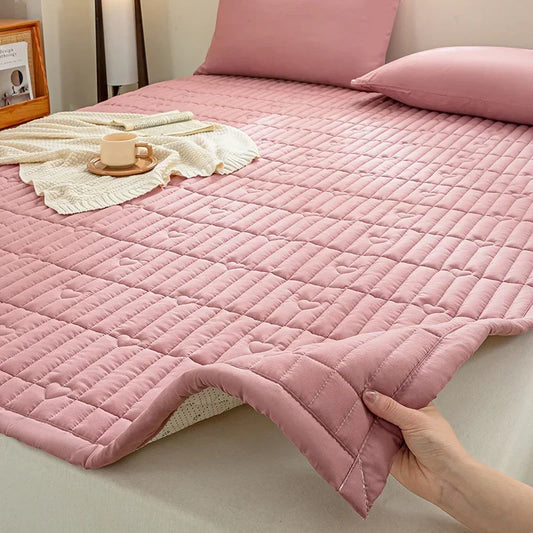 Washed cotton quilted thicken mattress pink romance heart sleeping mat 150cm bed sheet bed protection pad queen king size.