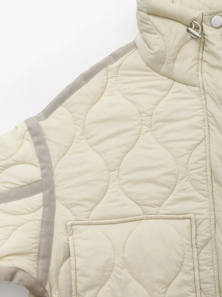 ZBZA Women's Quilted Loose Jacket Mantel Drawstring hoher Kragen Reißverschluss lange Ärmel Versteckter Knopf Doppeltaschen Clip Baumwolle Outerwear Herbst Winter Neue Weibliche Chic Mantel.