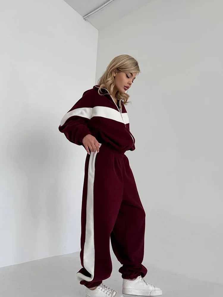 Women's Ready Zip Front Set Street Style Lightweight Hoodie & Pants Two Piece Sports Casual Fashion Loose Outdoor Outfit.