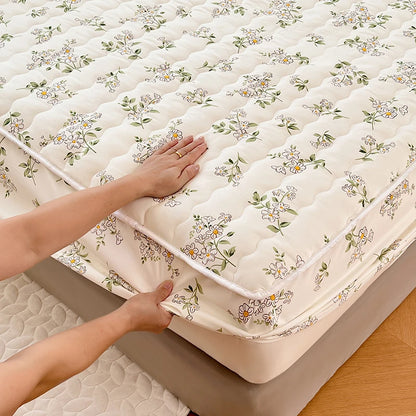 Quilted Mattress Cover For Kids Single/Double Size Rabbit Printing cubre colchón 200X220cm Anti-Mite 매트리스커버 Queen/King Size 매트리스