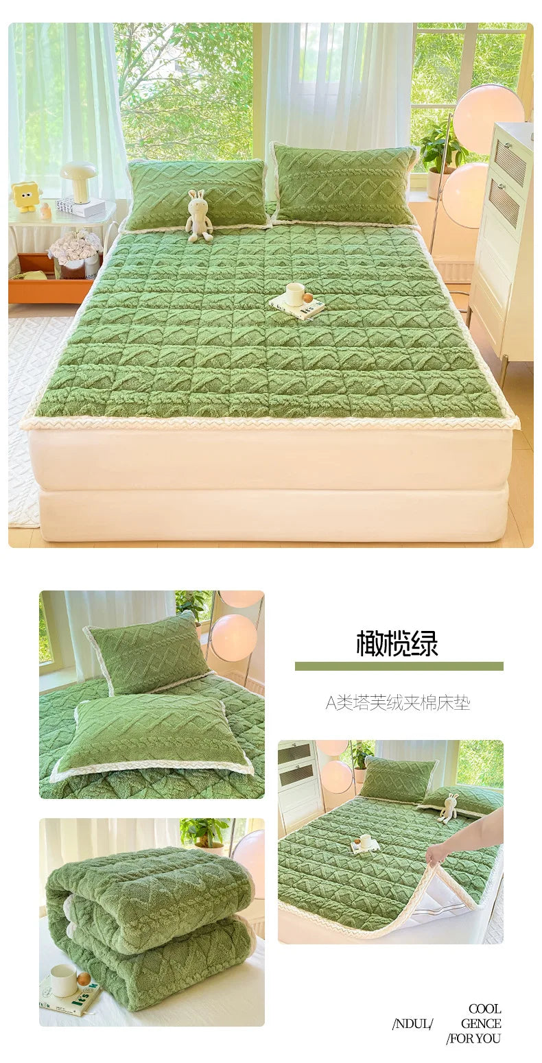 Winter Taft Velvet Mattress Topper Pad Fleece Bedspread Fold Non-slip Thin Tatami Mat Student Dormitory Bed Sheet Mattress Cover.