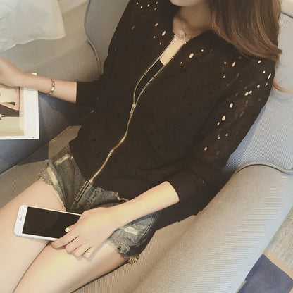 Women Spring/Autumn Cotton Lace Hollow Out Sport Jacket Long Sleeve Thin Sunscreen Outerwear Short Style Breathable Bomber Coats.