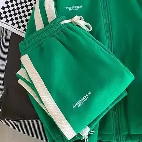 Casual Sporty Men's Hoodie Pants Set Hong Kong Style Long Sleeve Autumn Winter Loose Trendy Student Wear AE Origin China.