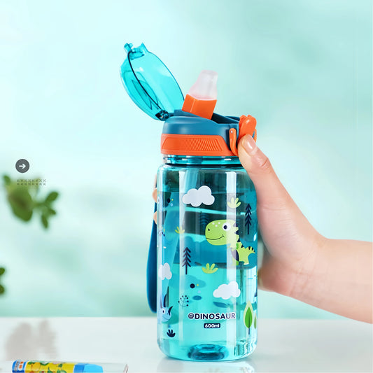 600ml Dinosaur Water Bottle For Kids Water Sippy Cup With Silicone Straw Leakproof Plastic Water Bottles Summer Kids Water Cup.