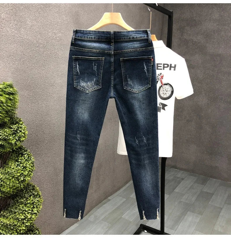 Trendy Unique Holed Men's Jeans Straight Leg Slim Fit Cropped Pants Summer Style Casual Business Fashion Shorts For Men.