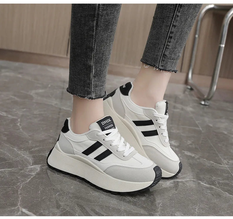 Spring Thick Bottom Women's Shoes 2025 Summer Casual Patchwork Leather Sneakers Casual Vulcanised Shoes Ladies Chaussure Femme.