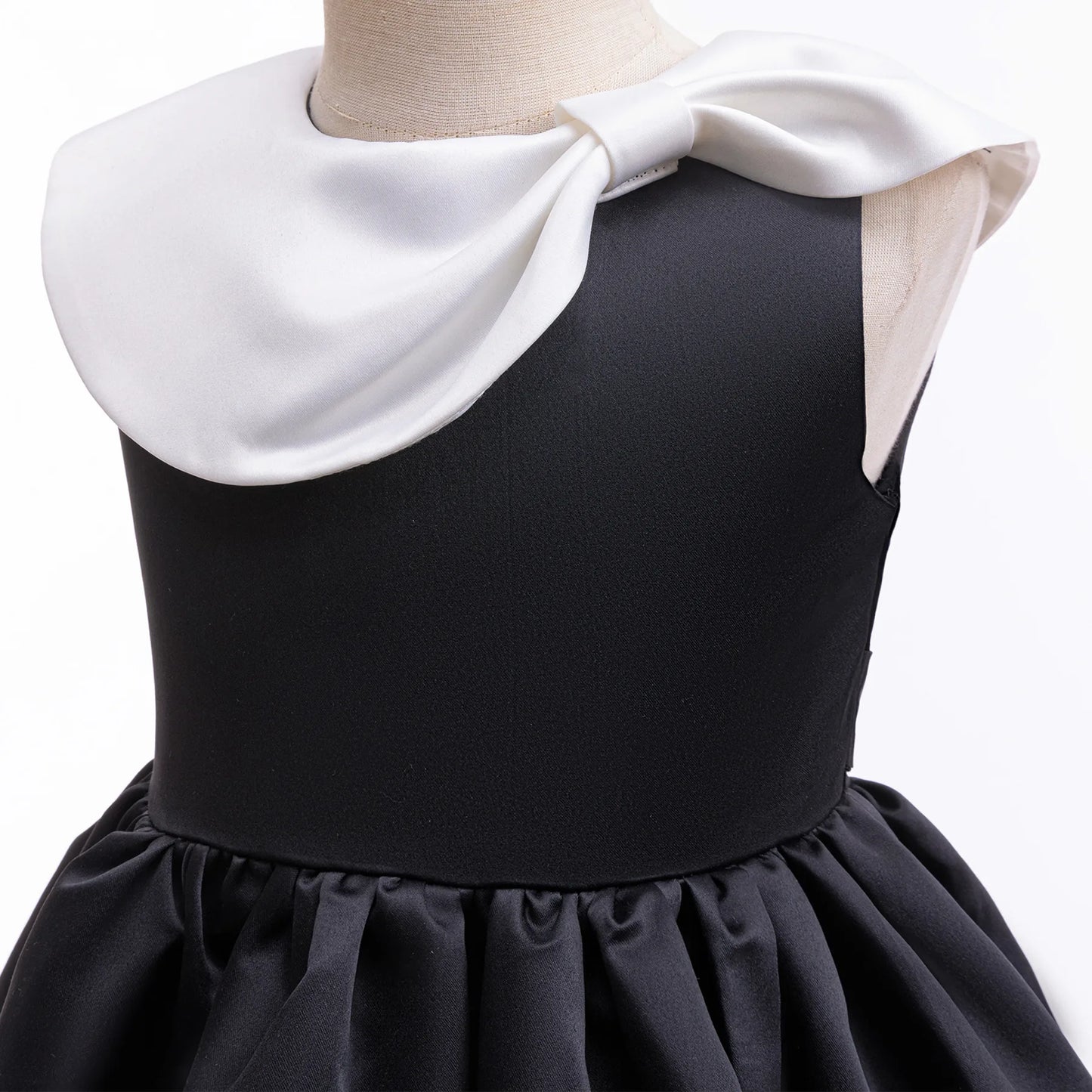 Kinder Kleider für Mädchen Vintage Schwarz Satin Prinzessin Kleid für Kinder Konzert Performance Hochzeit Geburtstag Zeremonie Abendkleid.