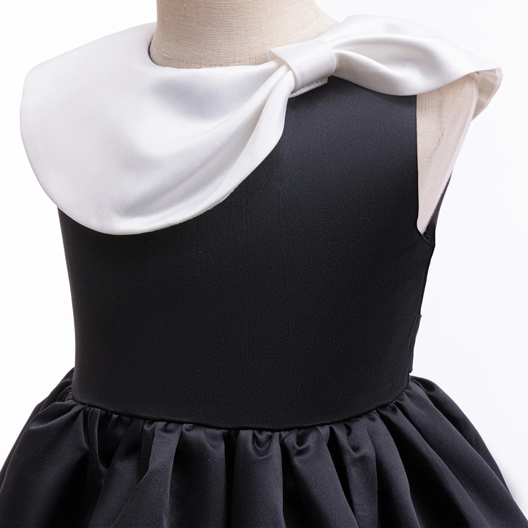 Kinder Kleider für Mädchen Vintage Schwarz Satin Prinzessin Kleid für Kinder Konzert Performance Hochzeit Geburtstag Zeremonie Abendkleid.
