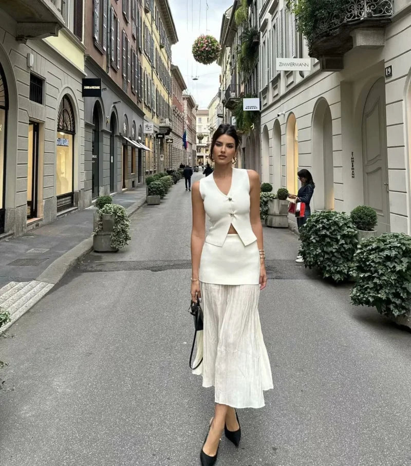 ETJ 2025 spring new  women's elegant fashion same color splicing small pleated hem high waist knit skirt.