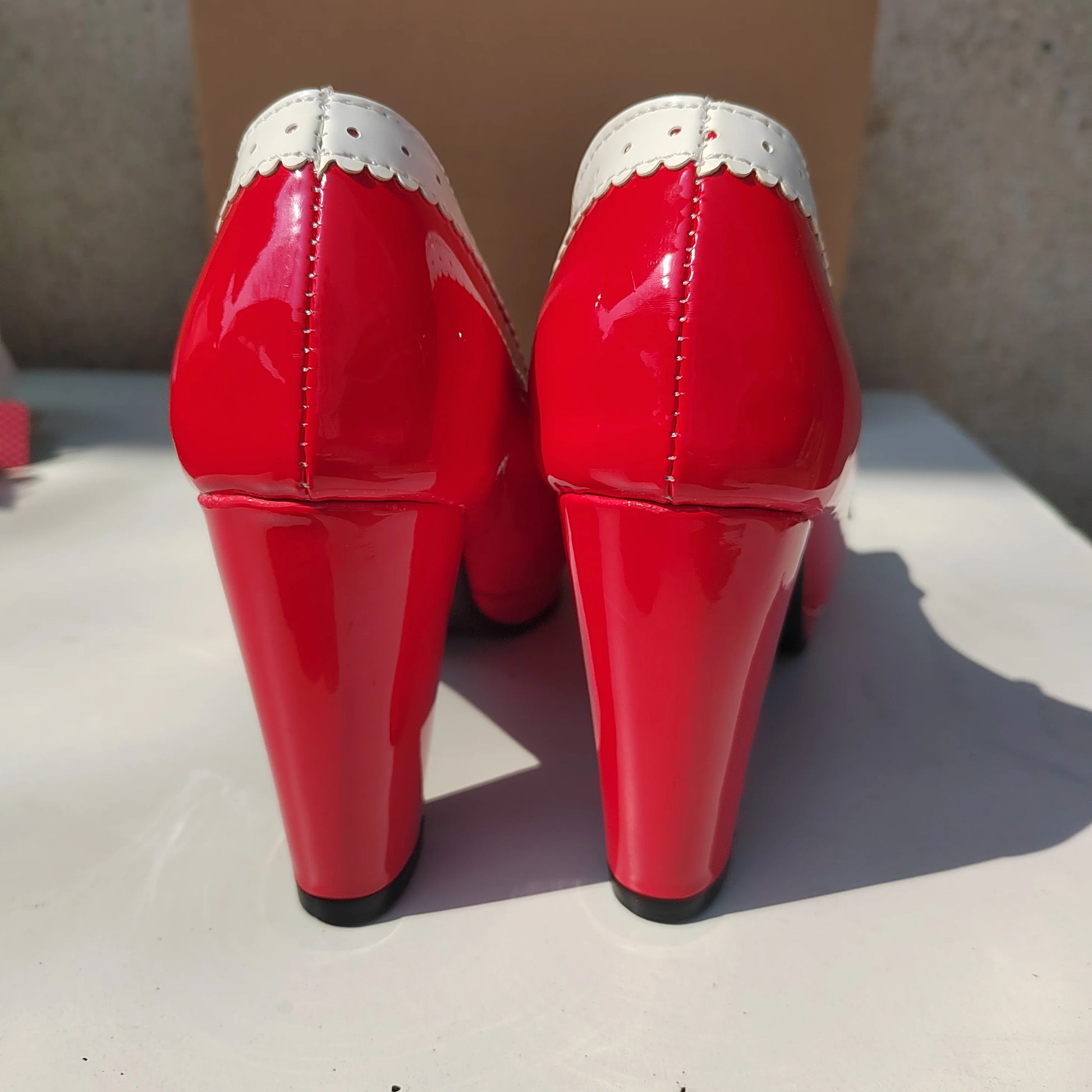 New style women's high heels elegant work single shoes thick heel waterproof platform party gathering OL women's single shoes.