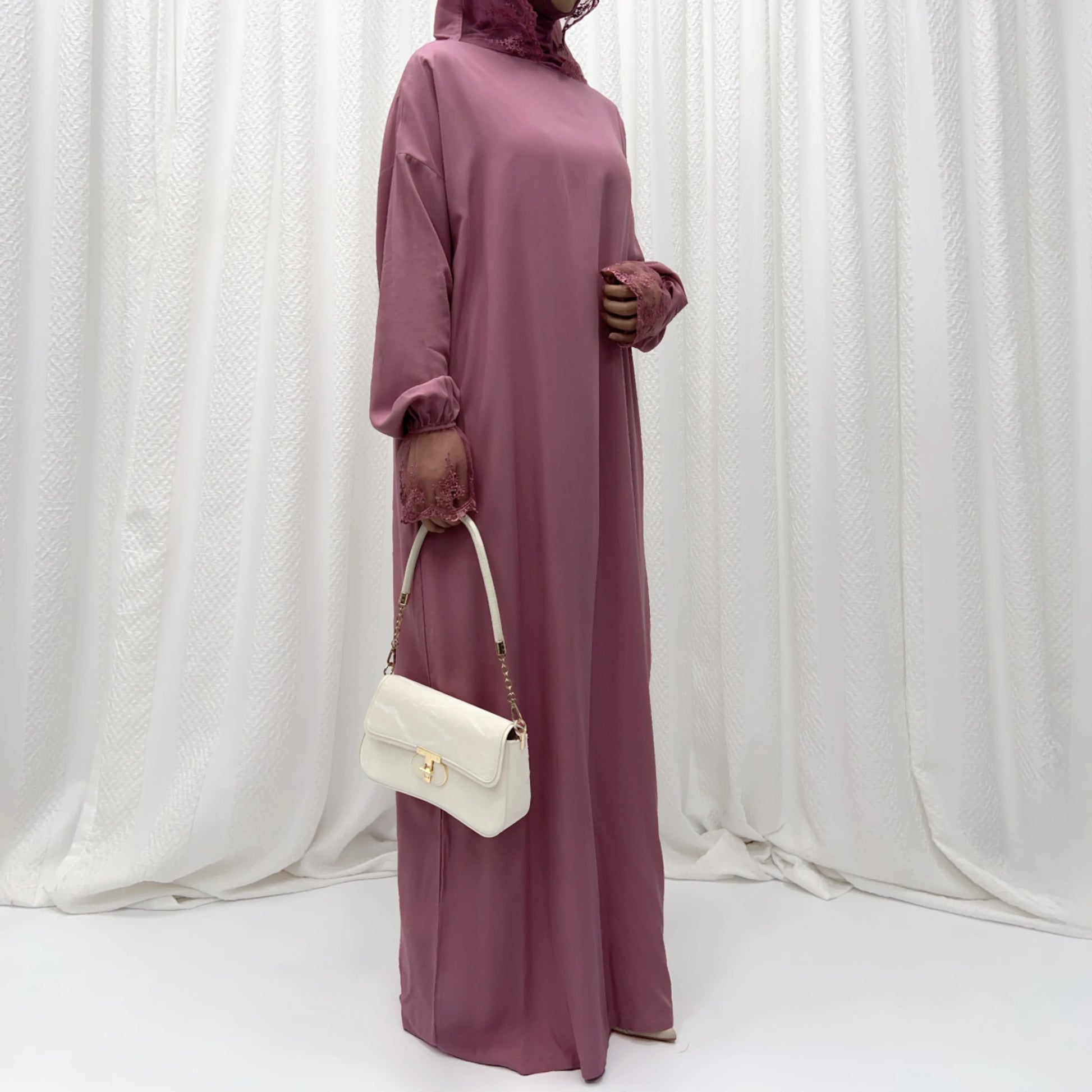 2025 Latest Lace Hoodie Soft And Comfortable jilbab One Piece Long Robe Prayer Abaya Jilbab Nikab Abaya Muslim Dress for Women.