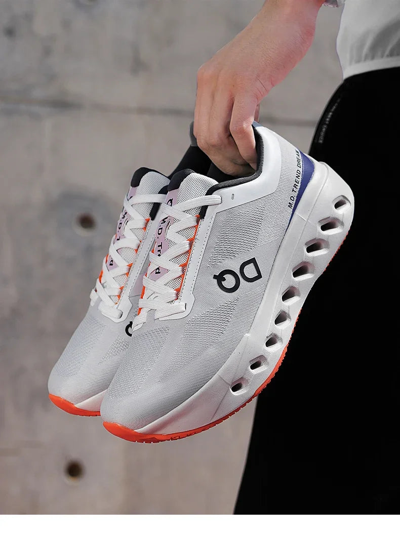 Men Women Comfortable Shoes Unisex Breathable Mesh Walking on Ultralight Outdoor Running Casual Sneakers Clouds Shoes.