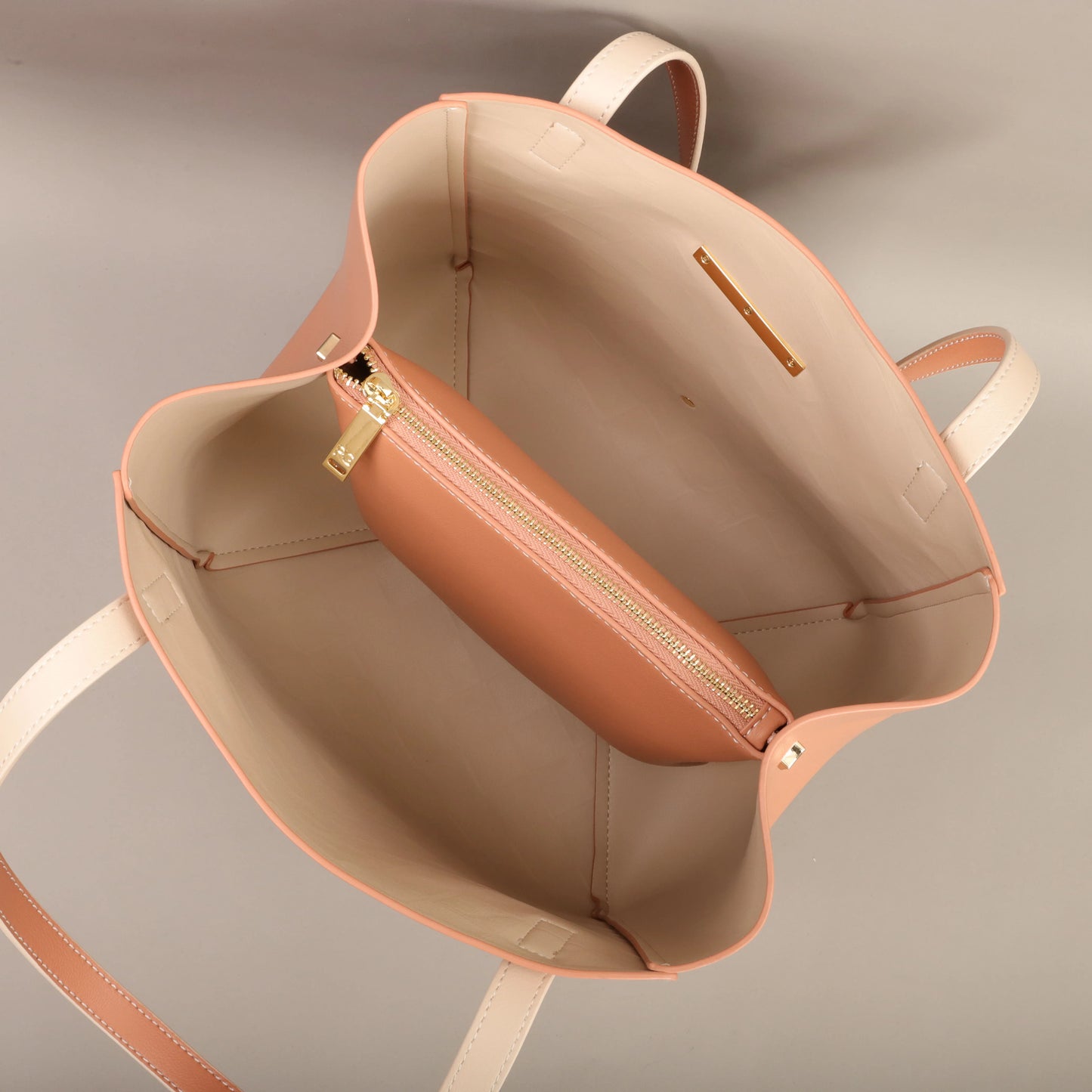 PG Lady Light Luxury High-End Design Large Capacity 2025 New Fashion PU Artificial Eco-Friendly Leather Single Shoulder Bag.