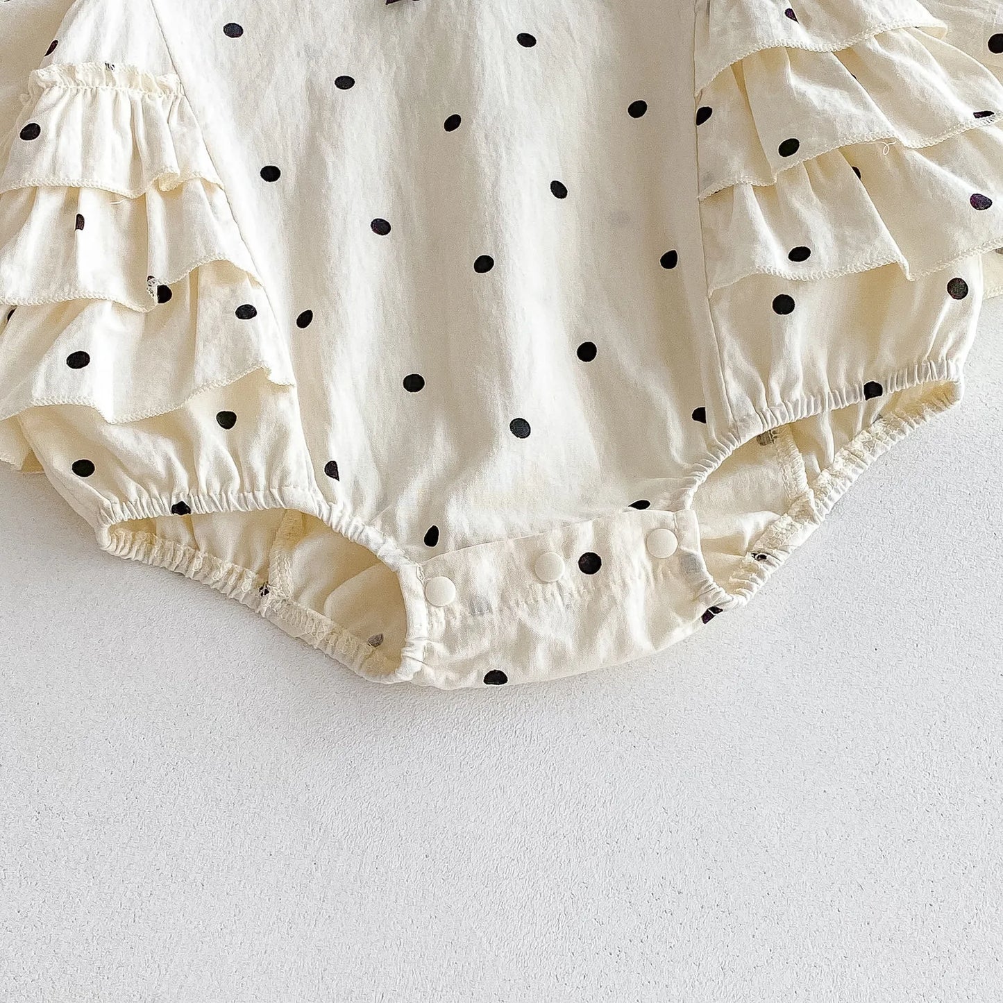 2023 herbst Neue Baby Mädchen Bodysuit Baumwolle Polka Dot Gedruckt Infant Mädchen Ein Stück Kleidung Kleinkind Overall Neugeborene Kleidung.