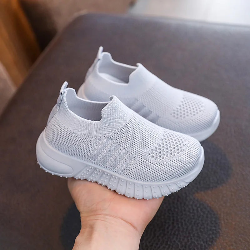 Children Shoes Spring Summer Kids Sneakers Soft Breathable Mesh For Boys Slip-on Casual Shoes Anti-Slip Walking Baby Girls Shoes.