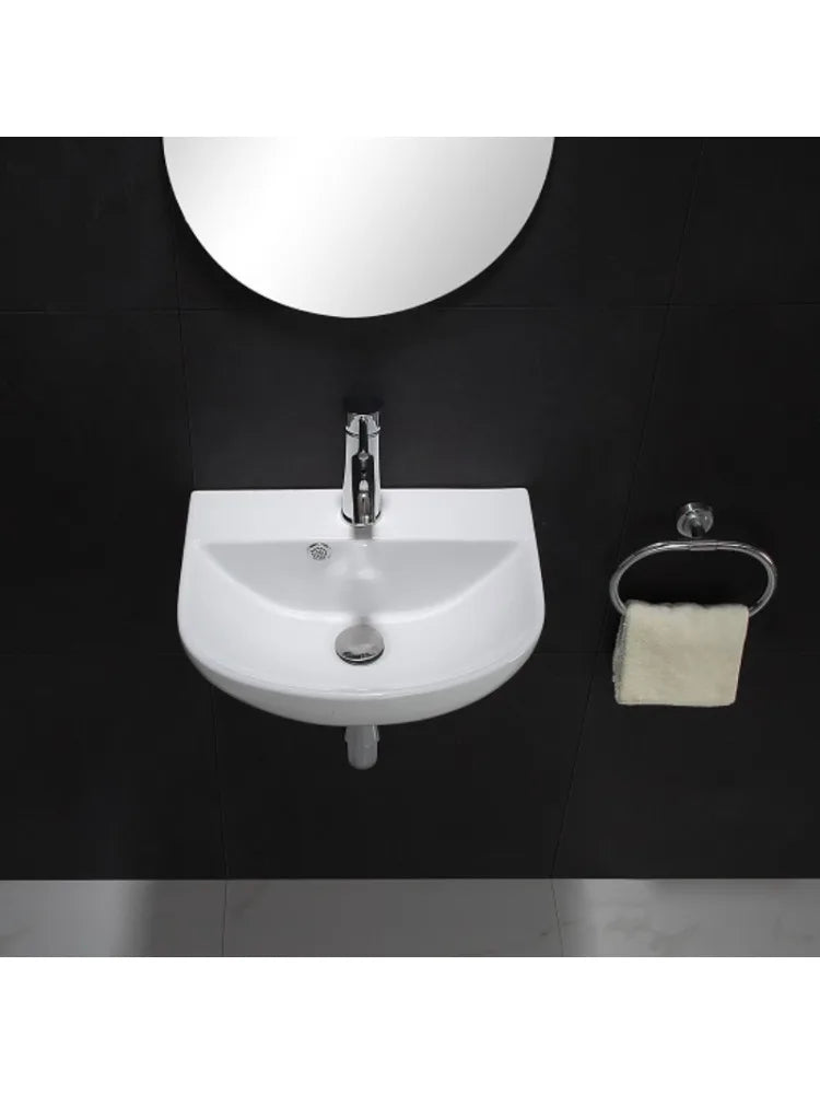 Badezimmerzubehör, Badezimmergefäß, Waschbecken, Waschbecken aus weißem Keramikporzellan über der Theke, Badezimmerwaschbecken, Kunstwaschbecken, Waschbecken