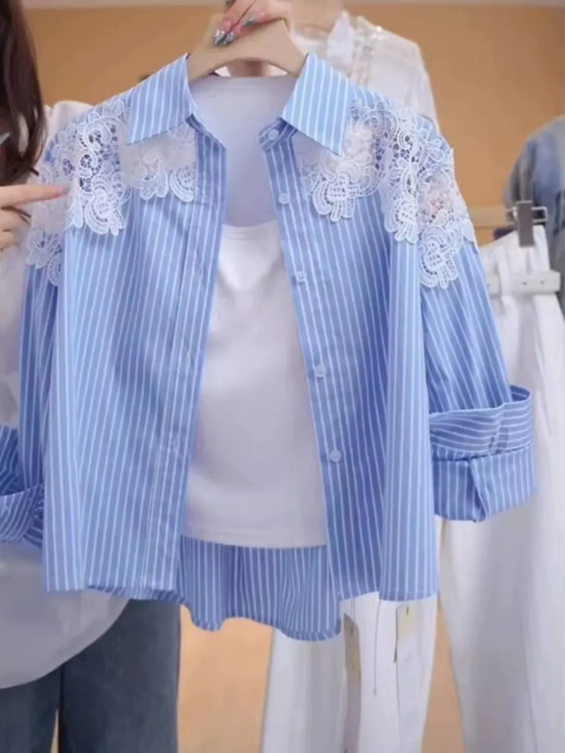 Lace Hook Splicing Polo Neck Striped Women Shirt Spring New Loose Jacket Top.