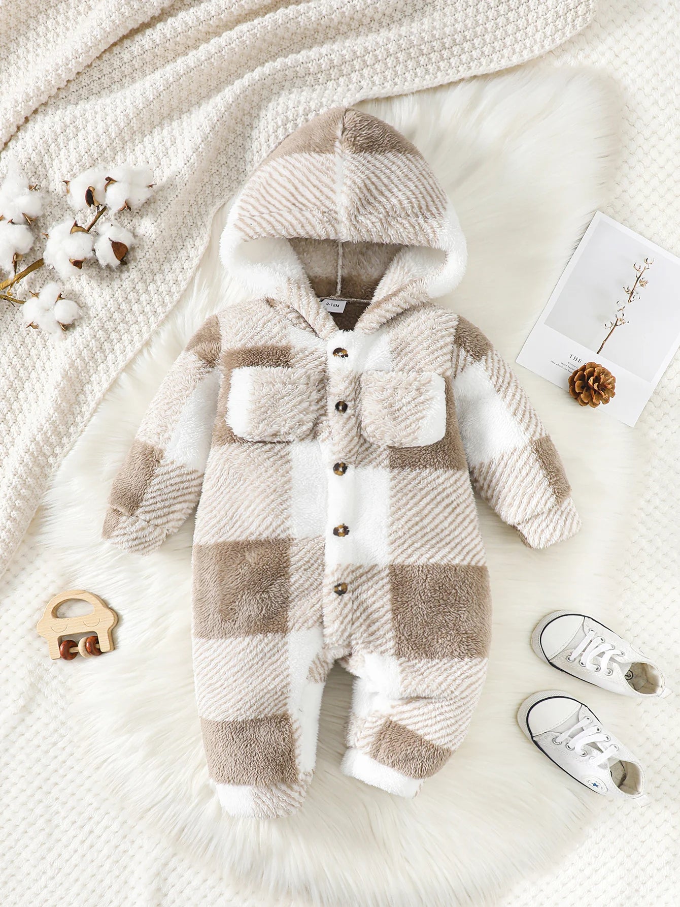 Baby-Strampler für Jungen und Mädchen, kariert, mit Kapuze, langärmelig, Plüsch-Overall, Winter, warmer Body, Kleidung für Kleinkinder im Alter von 3–24 Monaten.
