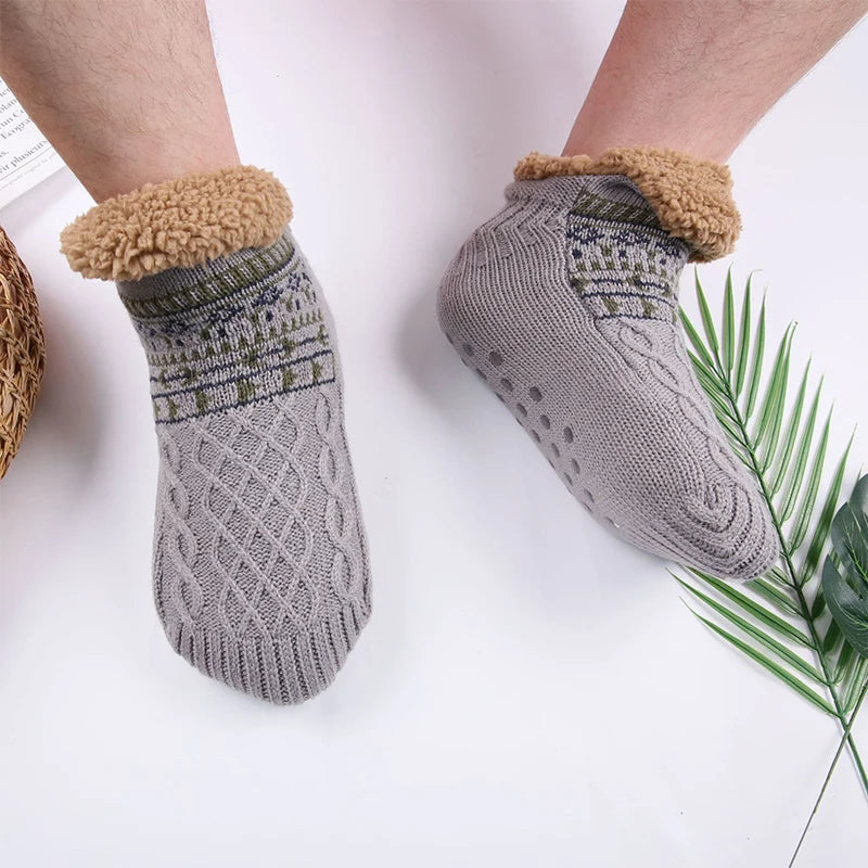 1 Pair Warm Winter Non-slip Floor Socks Women Men Snow Socks Sleep Carpet Socks Slippers Comfortable Soft Non-slip Yoga Socks.