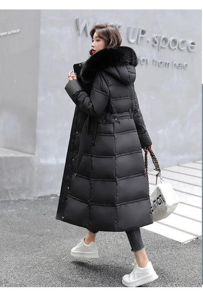 2024 neue Winter frauen Gepolsterte Jacken Mid-länge Modische Mit Kapuze Große Pelz Kragen Lose Dicke Unten Baumwolle Oberbekleidung damen.