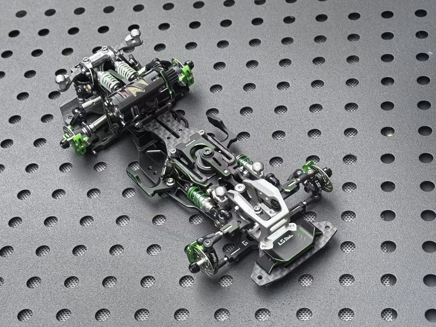 LSD Plaid RC Mini Car 1/24 RC Drift Mosquito Car  Frame KIT Lightweight Electric Remote Control Drift Model Toy Holiday Gift.