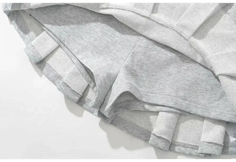 Mooyufon Fabric Y2K Mini Skirt Women Low Waist Wide Pleat Light Grey Sexy Vintage A-line Pleated Skirt Casual Skort Summer.