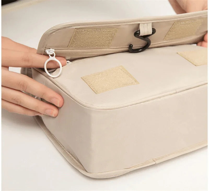 High Quality Women Makeup Bags Travel Cosmetic Bag Toiletries Organizer Waterproof Storage Neceser Hanging Bathroom Wash Bag.