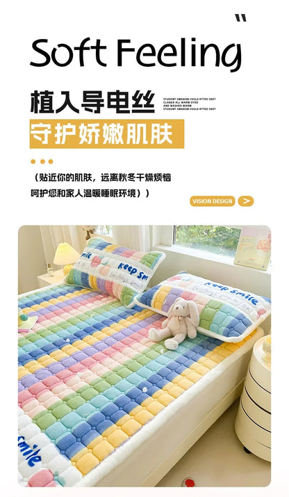 Winter Soft Thick Flannel Mattress Toppers Dormitory Single Double Bedspread Warm Bed Sheets Mattress Cover Fold Tatami Thin Mat