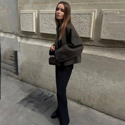 Woolen frauen Jacke Elegante Lose Langarm Turndown Einreiher Weiblichen Mantel 2024 Winter Mode Casual Dame Mantel.