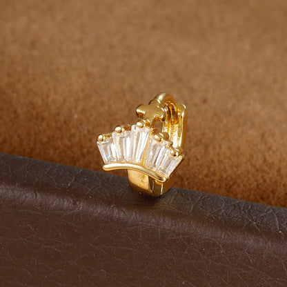 1Pc Stainless Steel Small CZ Hoop Cartilage Earrings Tiny Cross Tragus Rook Daith Earring Tragus Helix Rook Ear Piercing Jewelry.