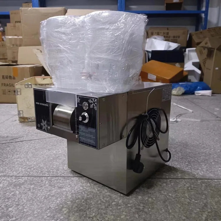 3L Snow Ice Maker Shaver Europe Snowflake Electric Ice Cube Cream Crushers Machine Korea Bingsu Slush Refrigerator 220/110V 360W.