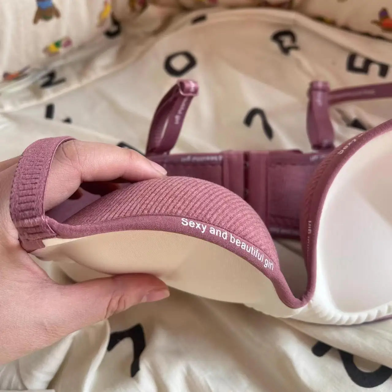 Wireless Push Up Bra for Small Chest - Seamless Anti-Sagging Invisible Bralette, Enhance Lift Comfort No Trace (Letter Design).