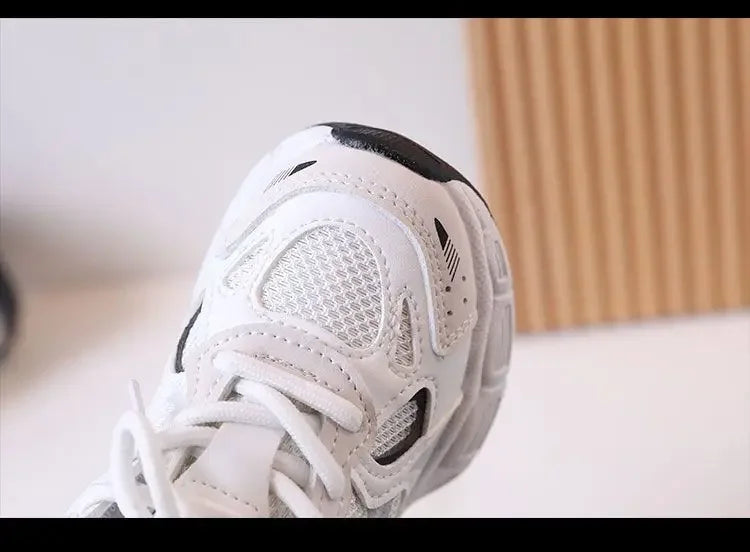 Children Tennis Shoes Versatile Non-slip White Sneakers for Kids Girls Fashion Causal Breathable Toddlers Boys Sports Shoes Hot.